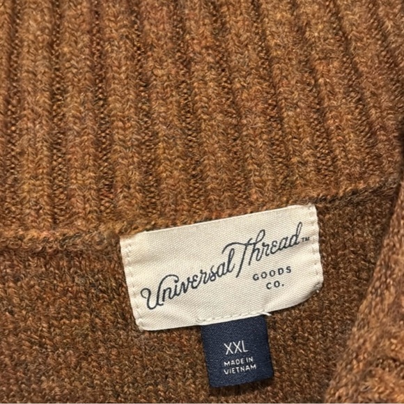 Universal Thread Women's Colorblock Sweater - Tan, Cream, and Red - Picture 4 of 4